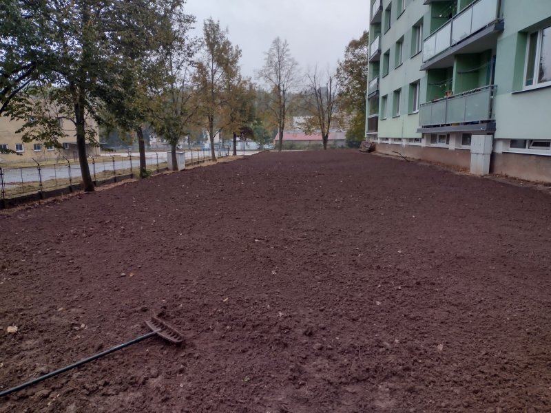 „Revitalizace zeleně 3. a 4. etapa - sídliště v Hostinném“