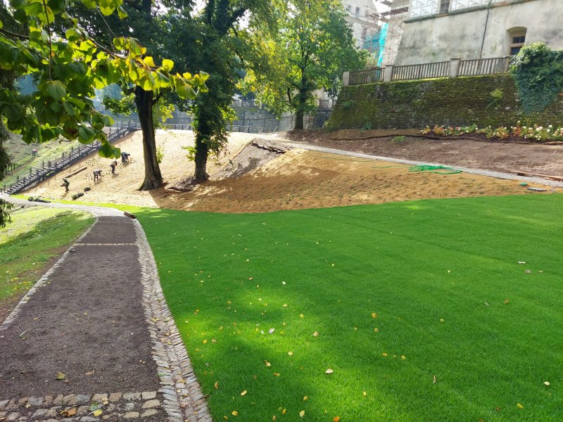 „Státní zámek Náchod – vzorová obnova zámeckého kopce“