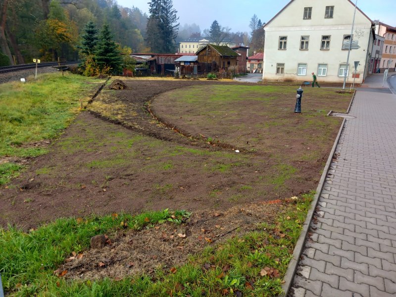 „Revitalizace zeleně v ul. Nádražní – Hostinné, etapa II. a parčík Anděl“