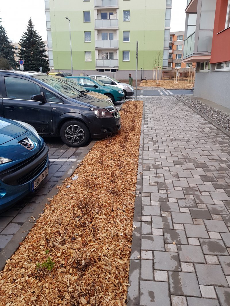 „Revitalizace zeleně 3. a 4. etapa - sídliště v Hostinném“