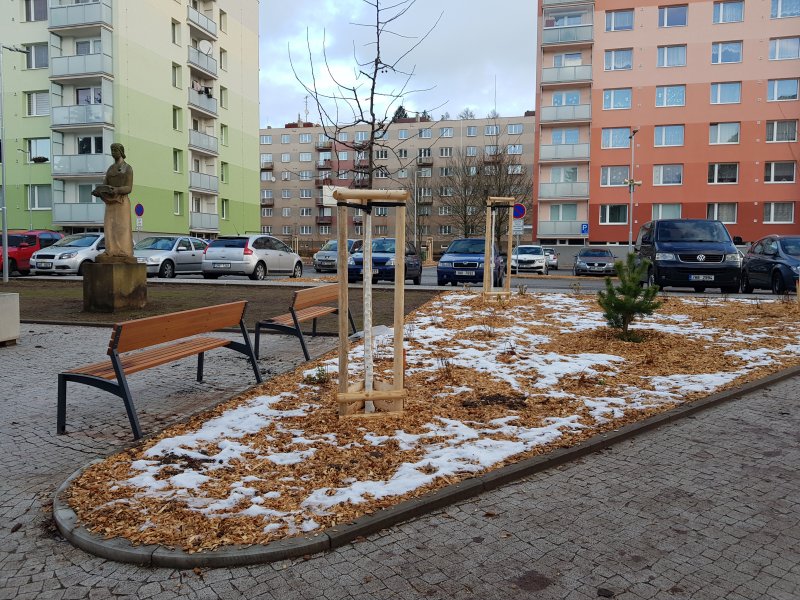 „Revitalizace zeleně 3. a 4. etapa - sídliště v Hostinném“