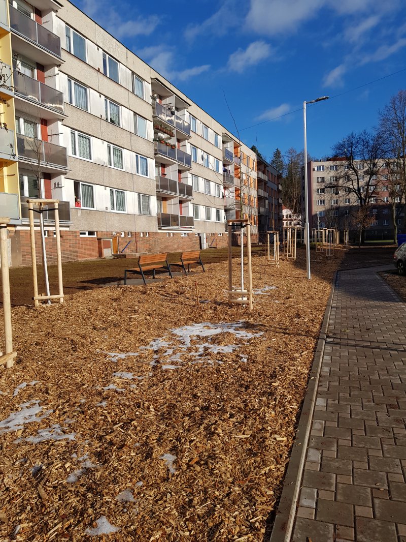 „Revitalizace zeleně 3. a 4. etapa - sídliště v Hostinném“